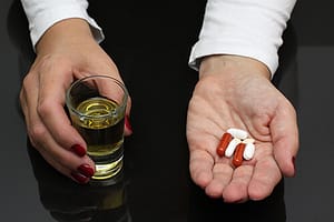 Adderall and alcohol | Crestview Recovery