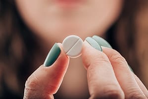 Woman taking pain pill may eventually need hydrocodone detox