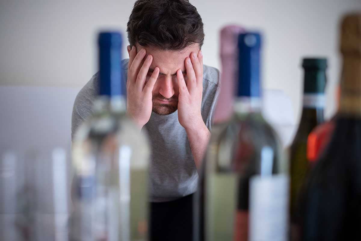 man at an alcohol rehab program near asotin