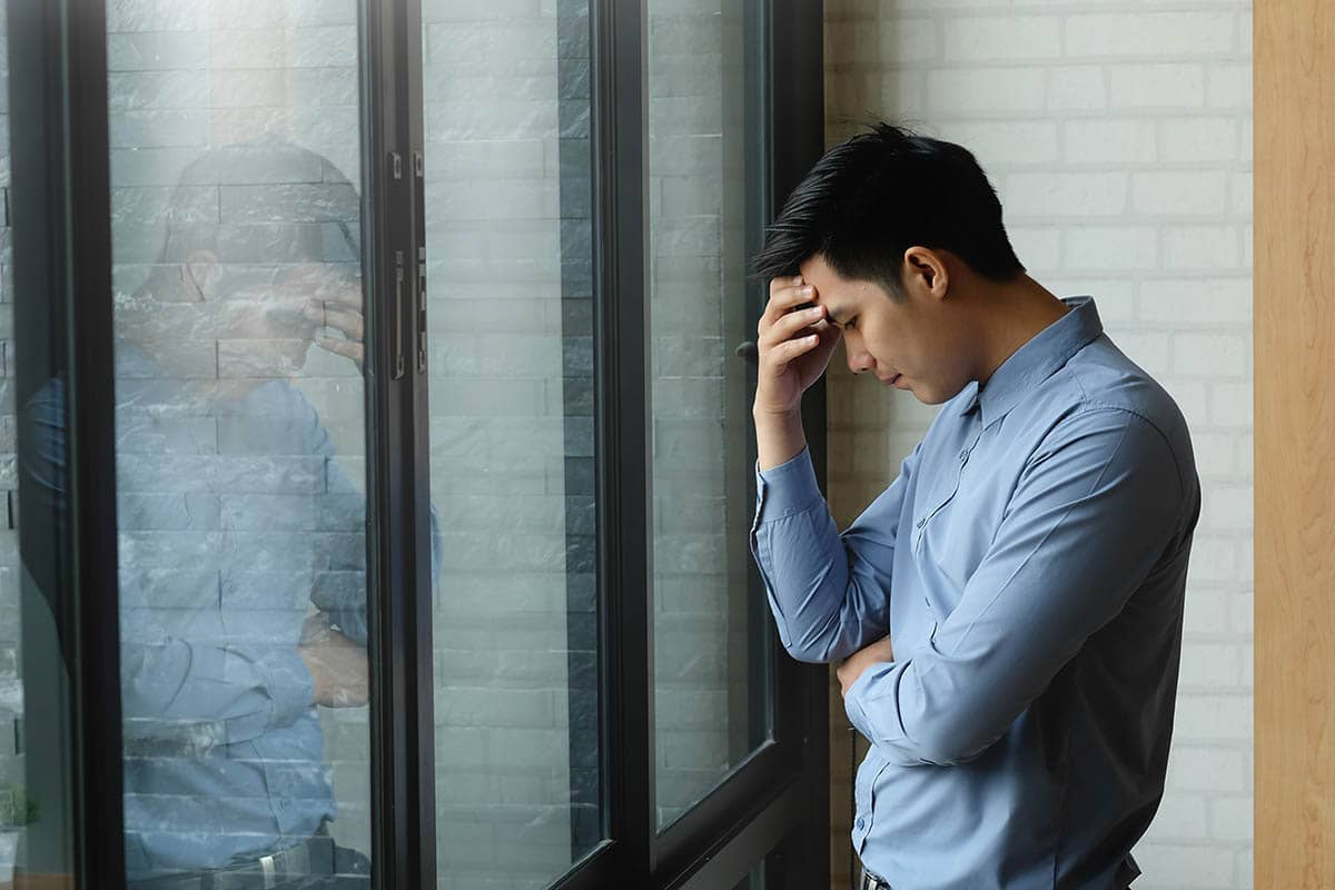 man wonders what an alcoholic is