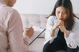 woman in therapy at the Heroin Addiction Treatment Program Near Jacksonville FL