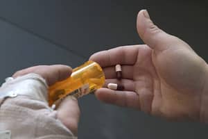 Opioid painkillers may lead to a morphine addiction.