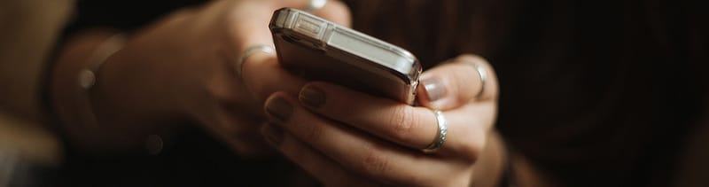 hand holding smartphone