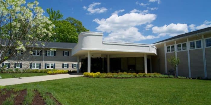Recovery Centers Of America Bracebridge Hall Reviews Locations | Recovery Centers of America | PA, NJ, MD, MA, IN, IL